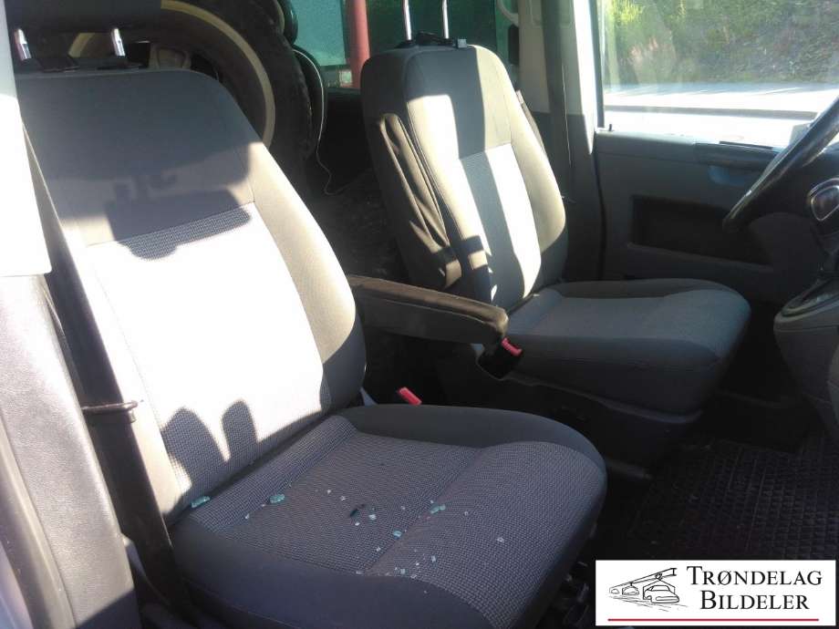 VW Transporter / Caravelle 2009-2015 (Fase 2) (T5) (T5), Motorkode: CCHA, Girkassekode: LZZ