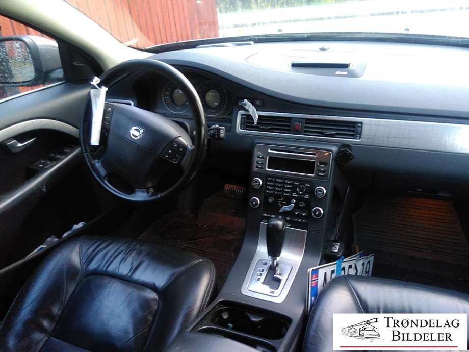 Volvo XC70 2008-2013 (Type II, Fase 1) , Motorkode: D5244T4, Girkassekode: 6-AUT 4WD / TF-80SC AWD