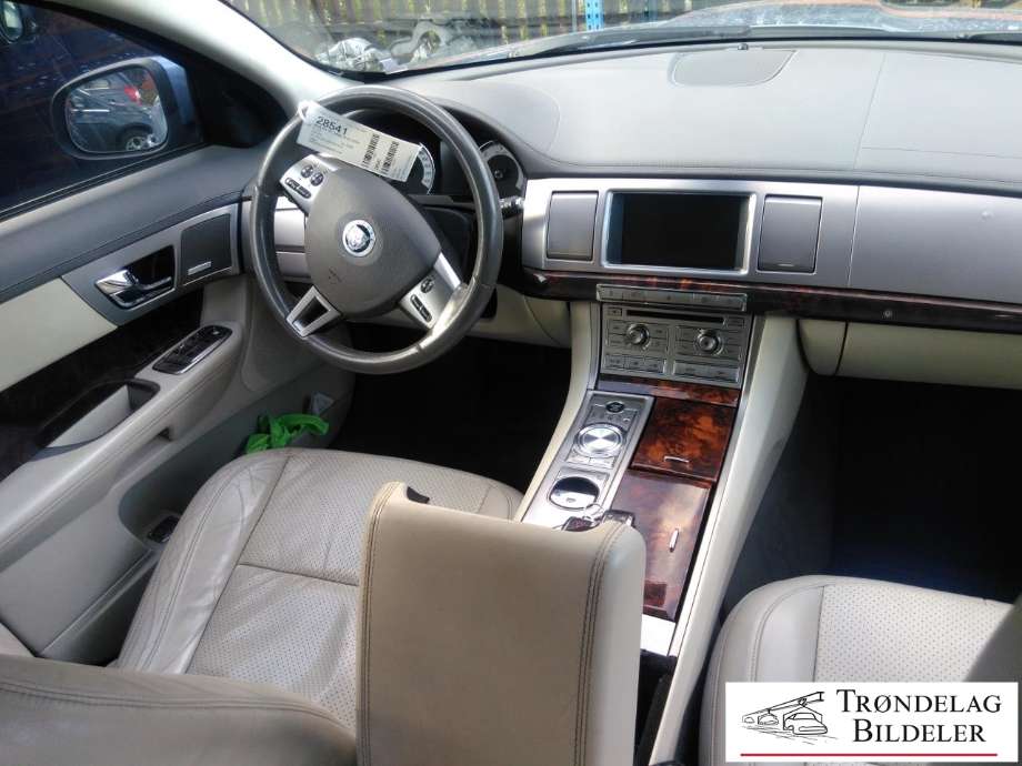 Jaguar XF 2008-2015 (X250) delebil , Motorkode: 7G, Girkassekode: 