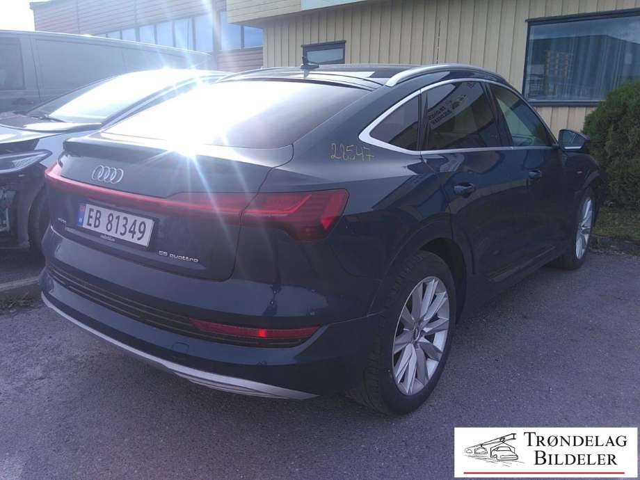 Audi e-tron 2018-->> , Motorkode: EAS|EAW, Girkassekode: 