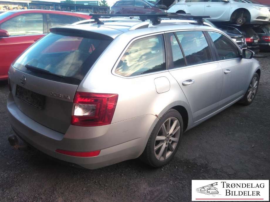 Škoda Octavia 2013-2016 (Type III, Fase 1) , Motorkode: CLHA, Girkassekode: PMZ