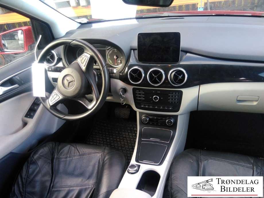 Mercedes B-Klasse, electric drive 2014-2018 (W242) (W242), Motorkode: EM0004, Girkassekode: 