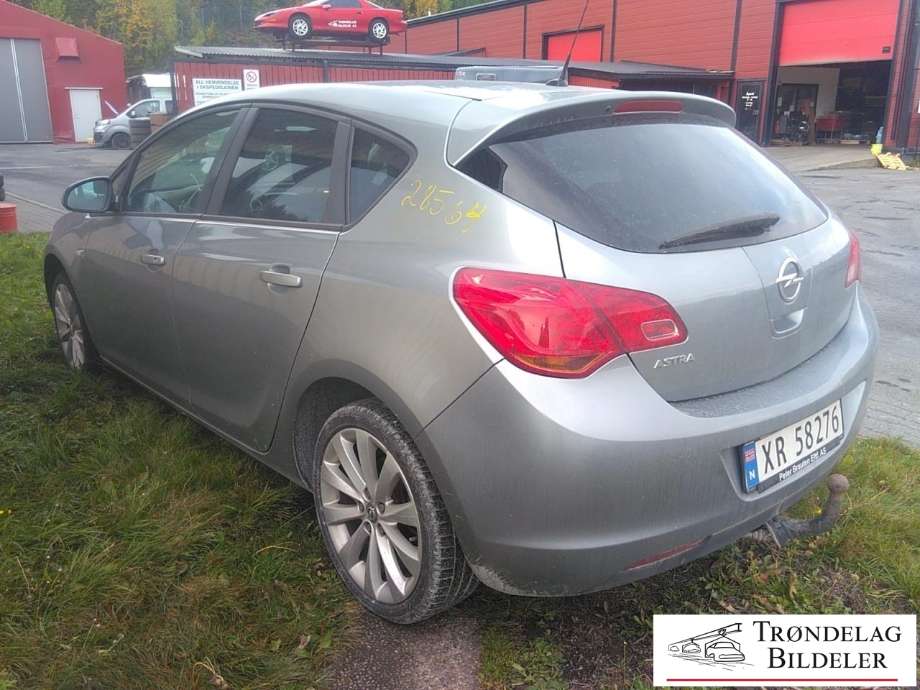 Opel Astra J 2010-2015 , Motorkode: A14XER, Girkassekode: 