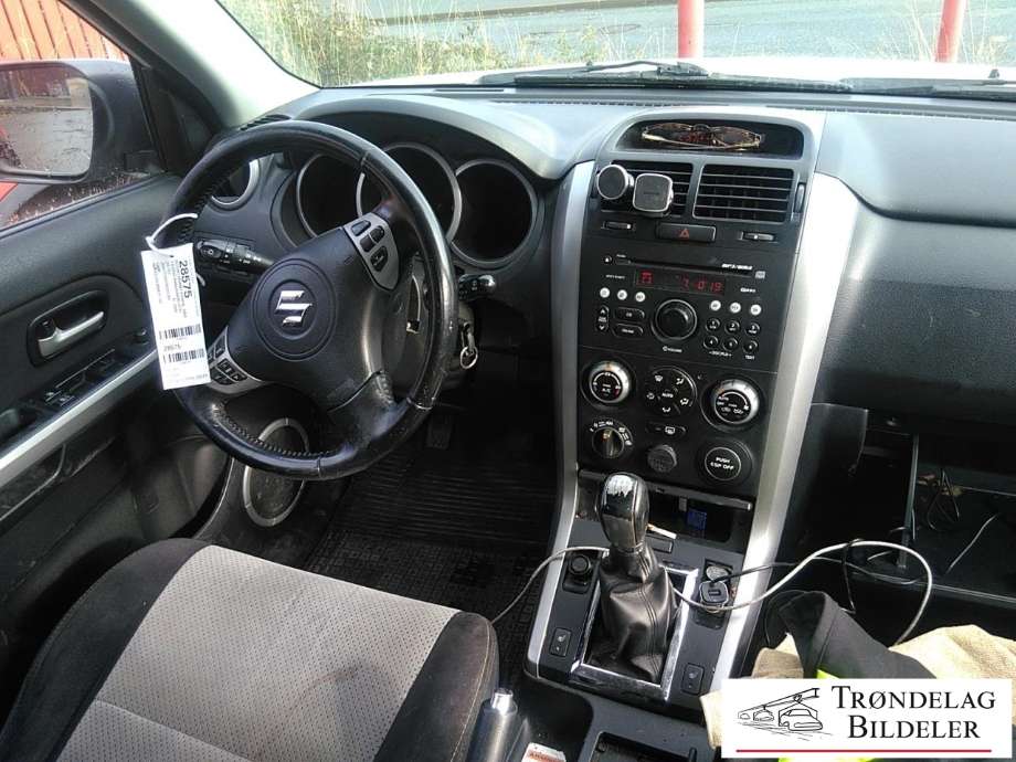 Suzuki Grand Vitara 2005-2015 (Type III) delebil , Motorkode: F9Q, Girkassekode: 