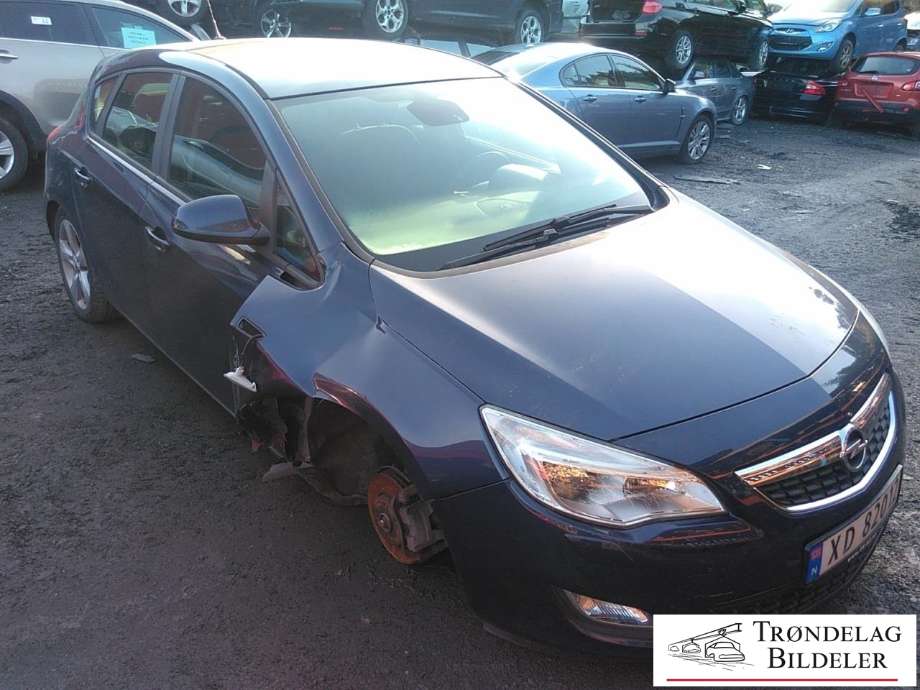Opel Astra J, 2010-2015  delebil , Motorkode: A13DTE