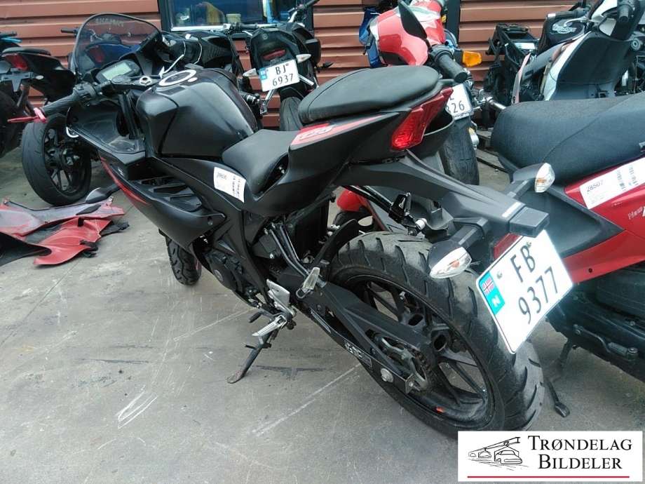 MC Suzuki GSX-R125 2017-->> delebil , Motorkode: CFA1, Girkassekode: 