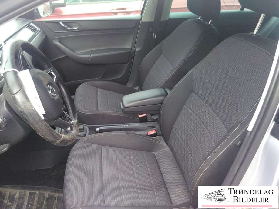 Škoda Rapid 2012-2019 , Motorkode: CJZC, Girkassekode: REZ
