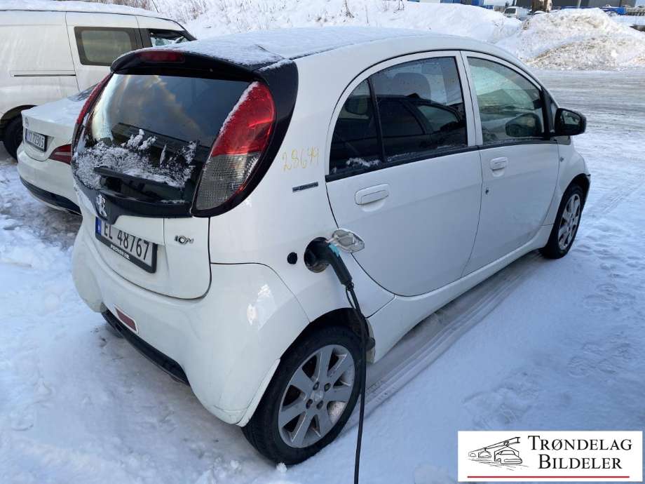 Peugeot iOn 2011-2020 , Motorkode: Y4F1, Girkassekode:
