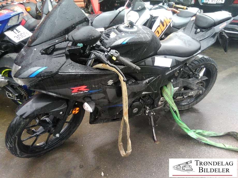MC Suzuki GSX-R125 2017-->> delebil , Motorkode: CFA1, Girkassekode: 