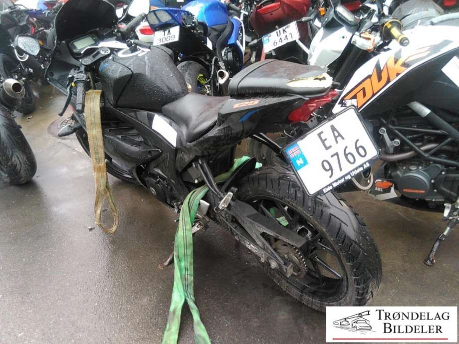MC Suzuki GSX-R125 2017-->> delebil , Motorkode: CFA1, Girkassekode: 