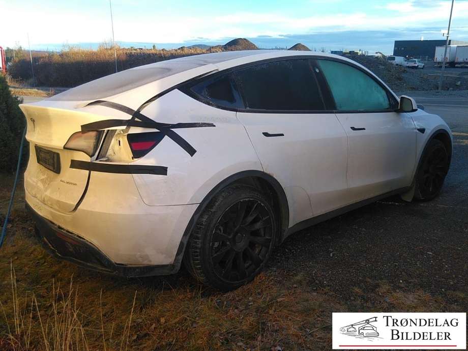 Tesla Model Y 2021-2024 (Type I) , Motorkode: 3D3|4D1, Girkassekode: 
