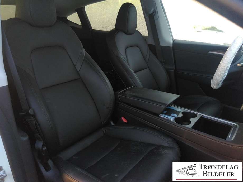 Tesla Model Y 2021-2024 (Type I) , Motorkode: 3D3|4D1, Girkassekode: 