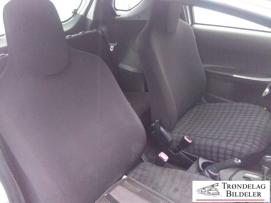 Toyota iQ 2009-2014 , Motorkode: 1KR-FE, Girkassekode: 