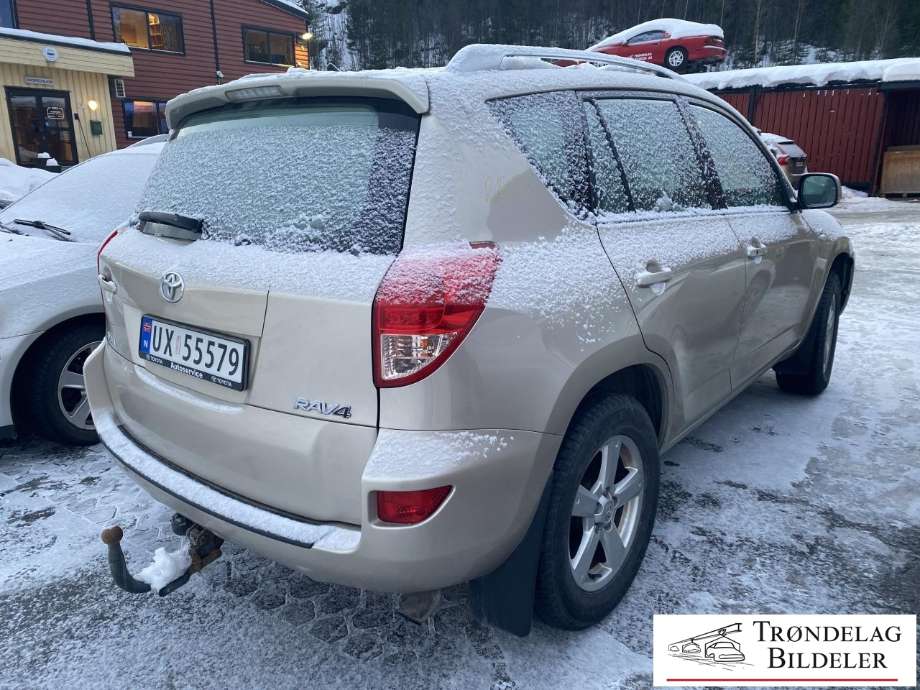 Toyota RAV4 2006-2009 (Type III, Fase 1) , Motorkode: 2AD-FTV|DPF, Girkassekode: 