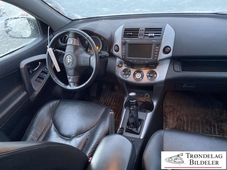 Toyota RAV4 2006-2009 (Type III, Fase 1) , Motorkode: 2AD-FTV|DPF, Girkassekode: 