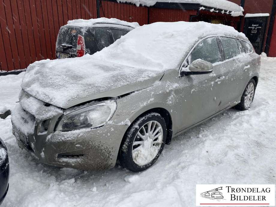 Volvo V60 2010-2013 (Type I, Fase 1) delebil , Motorkode: D4162T, Girkassekode: 6-MAN 2WD / MMT6
