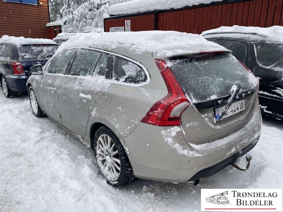 Volvo V60 2010-2013 (Type I, Fase 1) delebil , Motorkode: D4162T, Girkassekode: 6-MAN 2WD / MMT6