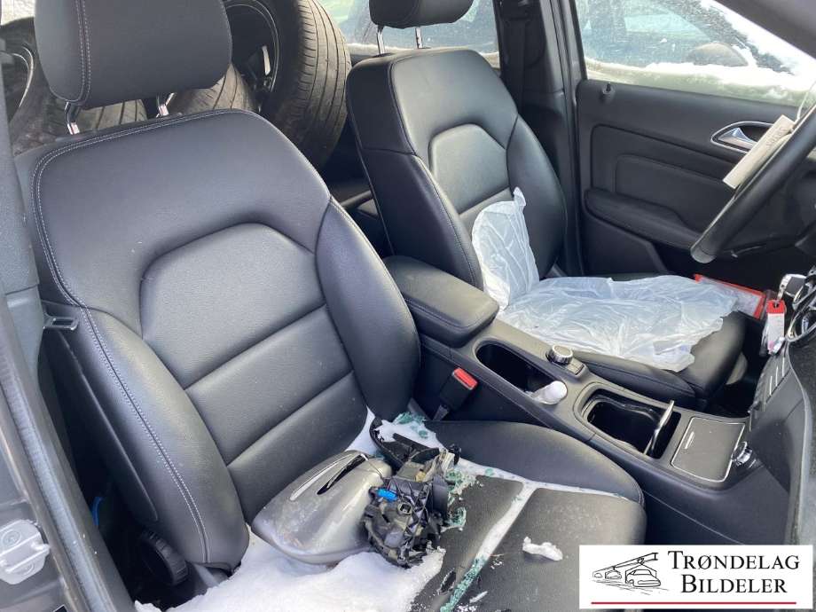Mercedes B-Klasse, electric drive 2014-2018 (W242) (W242), Motorkode: EM0004, Girkassekode: 