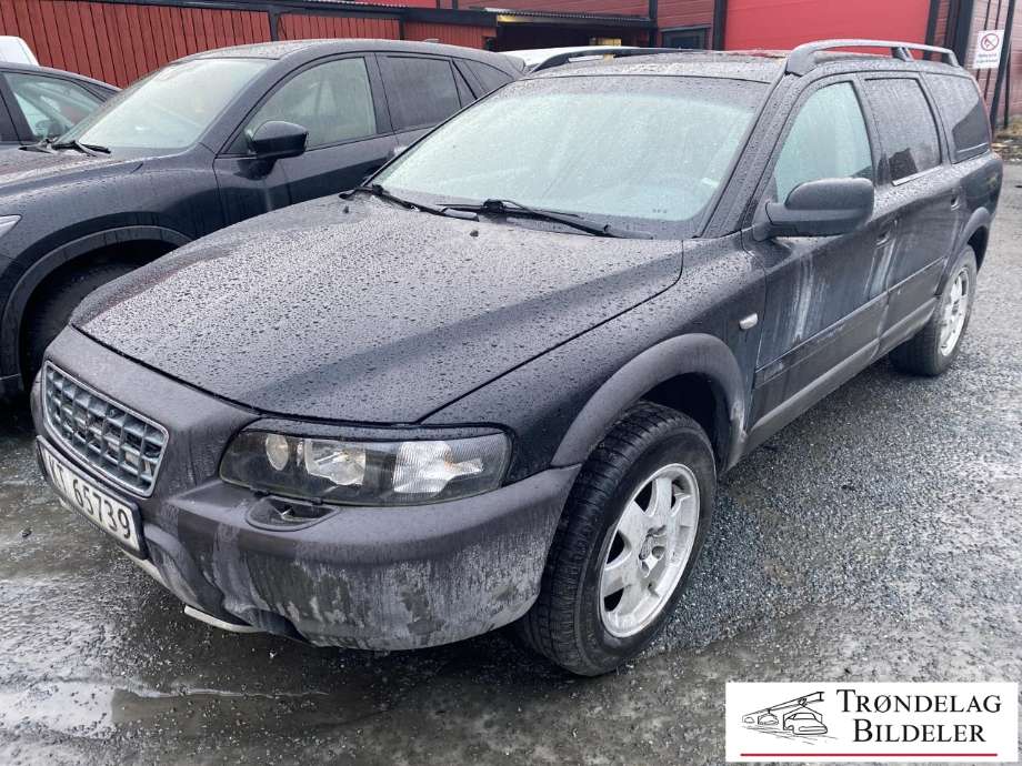 Volvo XC70 2001-2004 (Type I, Fase 1) , Motorkode: D5244T, Girkassekode: 5-AUT 4WD / AW50/51 AWD