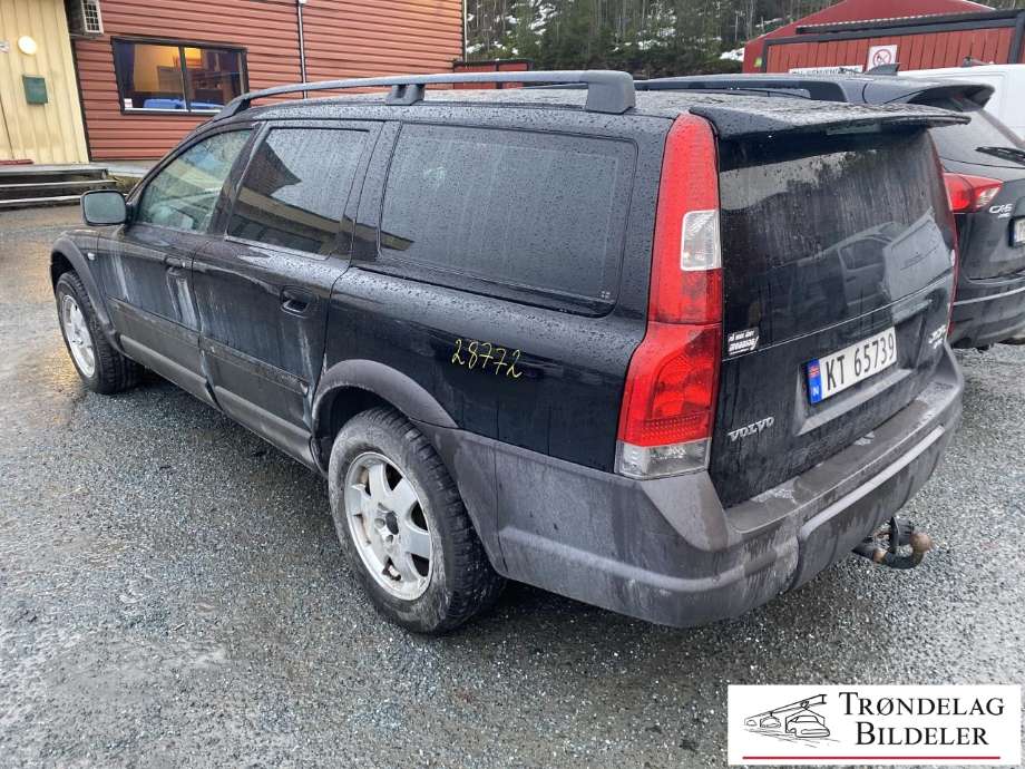 Volvo XC70 2001-2004 (Type I, Fase 1) , Motorkode: D5244T, Girkassekode: 5-AUT 4WD / AW50/51 AWD