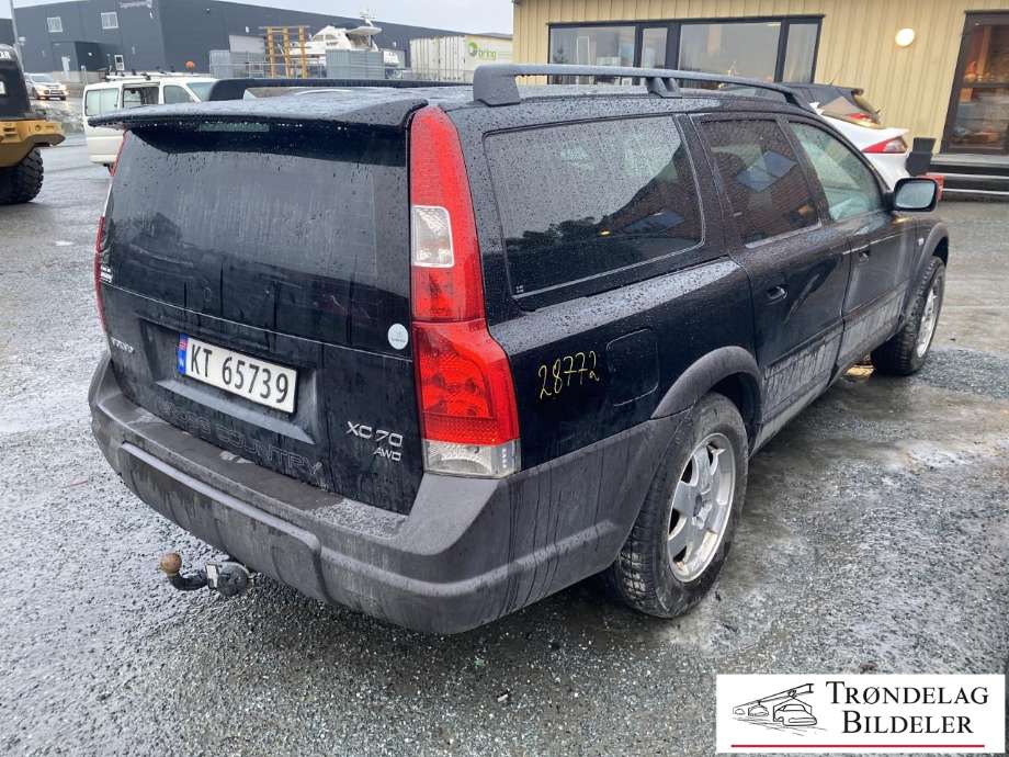 Volvo XC70 2001-2004 (Type I, Fase 1) , Motorkode: D5244T, Girkassekode: 5-AUT 4WD / AW50/51 AWD