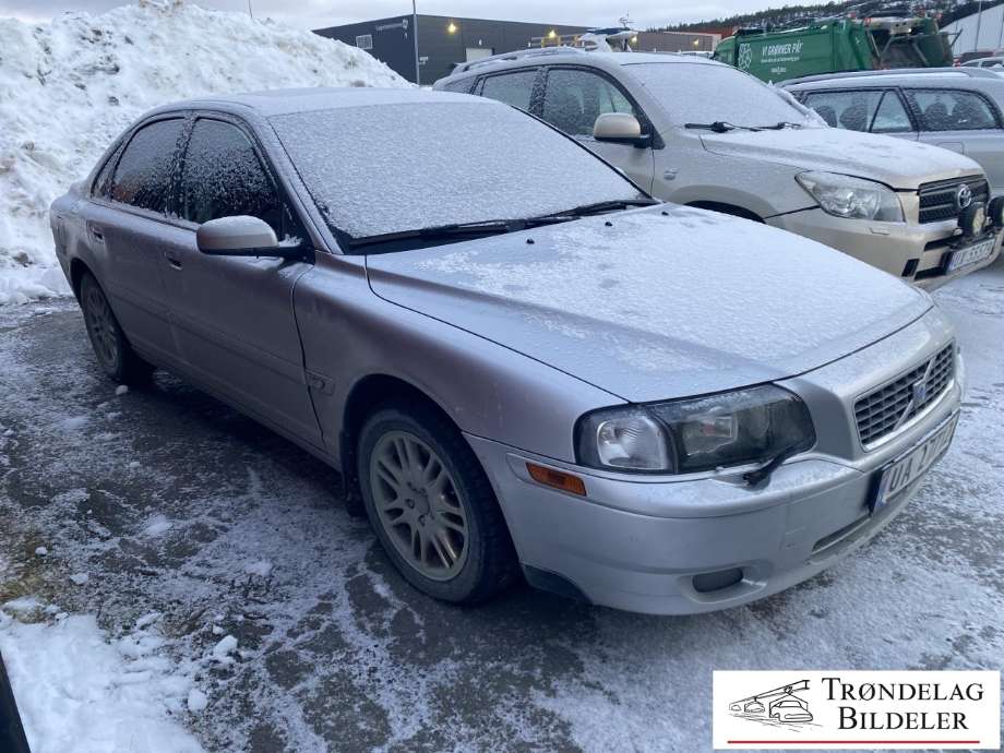 Volvo S80 1998-2006 (Type I) , Motorkode: D5244T, Girkassekode: 5-MAN / M56