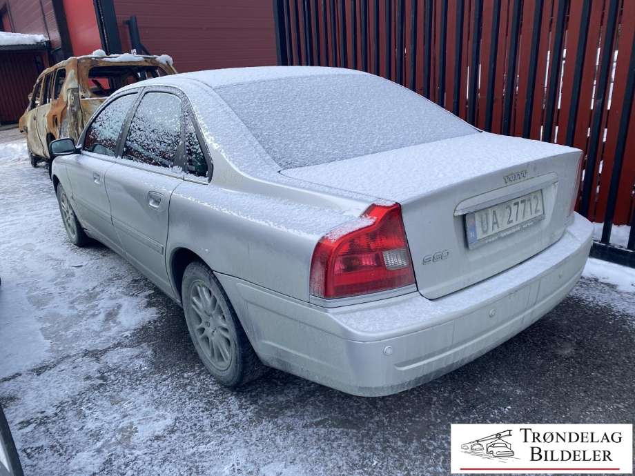 Volvo S80 1998-2006 (Type I) , Motorkode: D5244T, Girkassekode: 5-MAN / M56