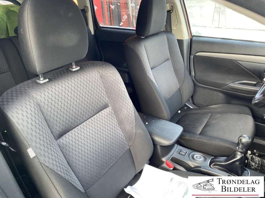 Mitsubishi Outlander 2012-2015 (Type III, Fase 1) delebil , Motorkode: 4N14, Girkassekode: 