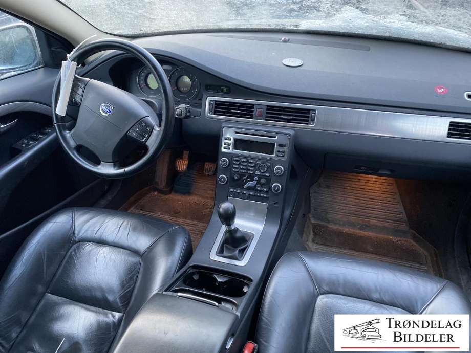 Volvo V70 2007-2013 (Type III, Fase 1) , Motorkode: D5244T(5), Girkassekode: 6-MAN 2WD / M66