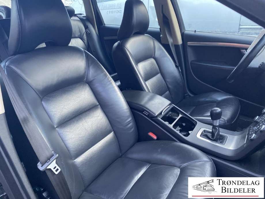 Volvo V70 2007-2013 (Type III, Fase 1) , Motorkode: D5244T(5), Girkassekode: 6-MAN 2WD / M66
