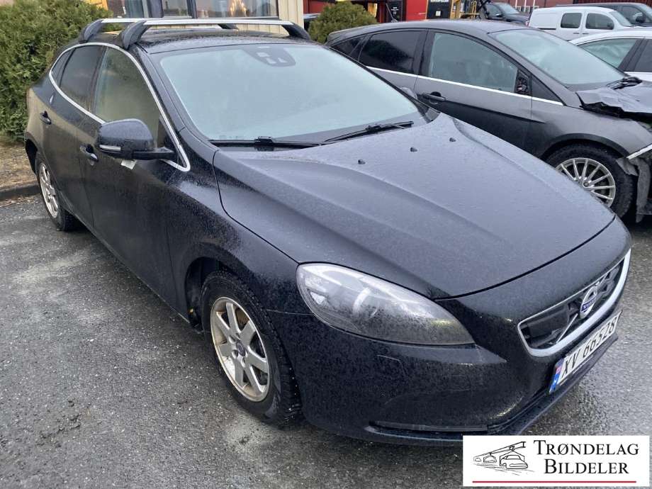 Volvo V40, 2012-2019  delebil , Motorkode: D4162T, Girkassekode: 6-MAN 2WD / B6