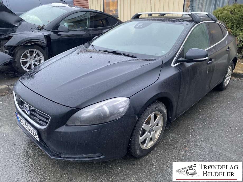 Volvo V40 2012-2019 delebil , Motorkode: D4162T, Girkassekode: 6-MAN 2WD / B6