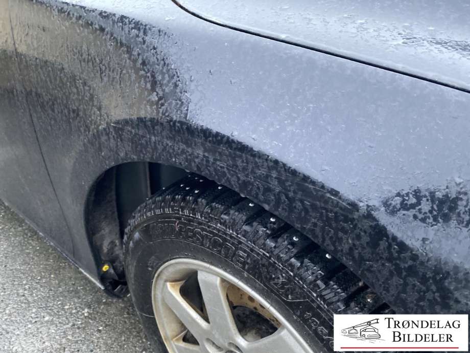 Volvo V40 2012-2019 delebil , Motorkode: D4162T, Girkassekode: 6-MAN 2WD / B6