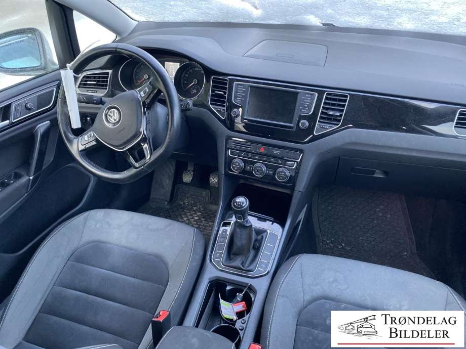 VW Golf Sportsvan 2014-2018 delebil , Motorkode: CYVB, Girkassekode: SEH