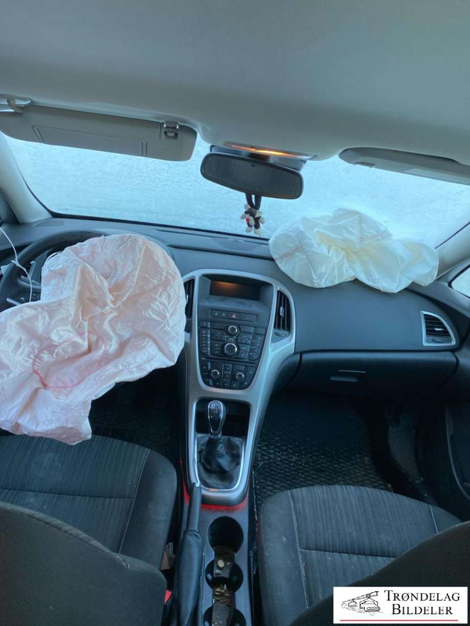 Opel Astra J 2010-2015 , Motorkode: A14XER, Girkassekode: 