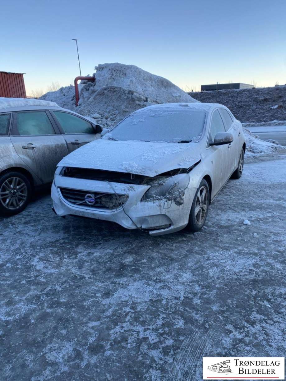 Volvo V40, 2012-2019  delebil , Motorkode: D4162T, Girkassekode: 6-PSHIFT 2WD / MPS6