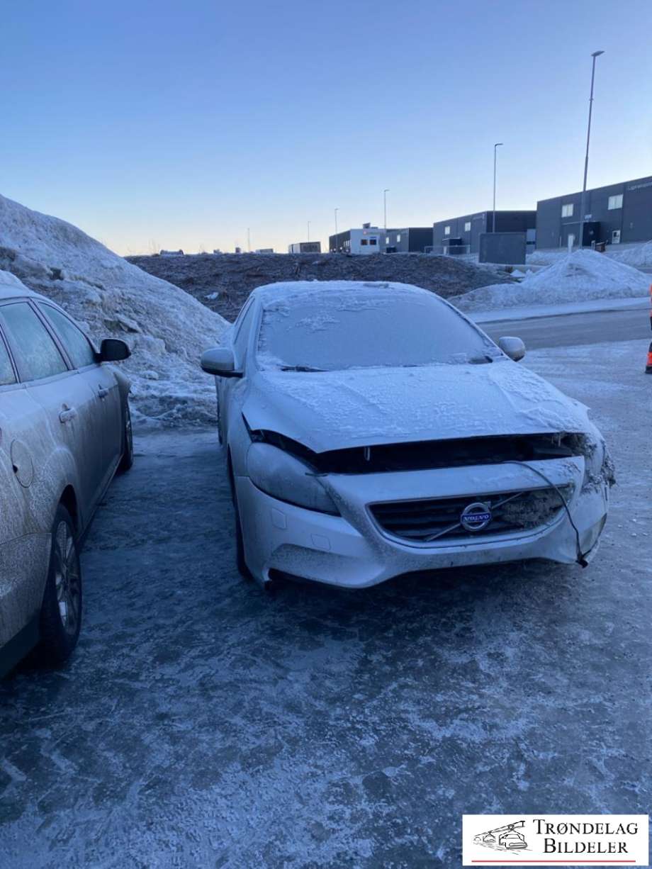 Volvo V40 2012-2019 delebil , Motorkode: D4162T, Girkassekode: 6-PSHIFT 2WD / MPS6