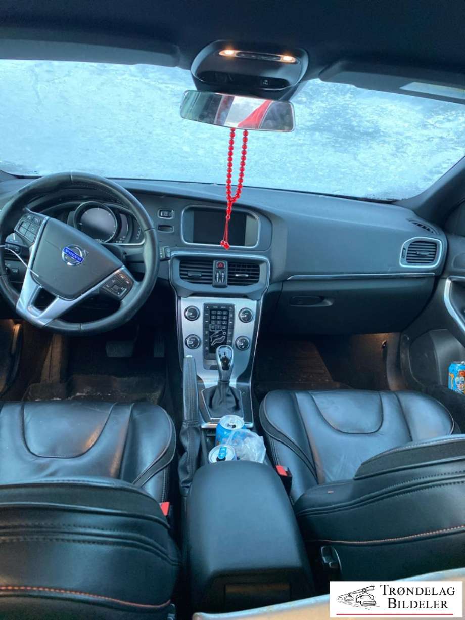 Volvo V40 2012-2019 delebil , Motorkode: D4162T, Girkassekode: 6-PSHIFT 2WD / MPS6