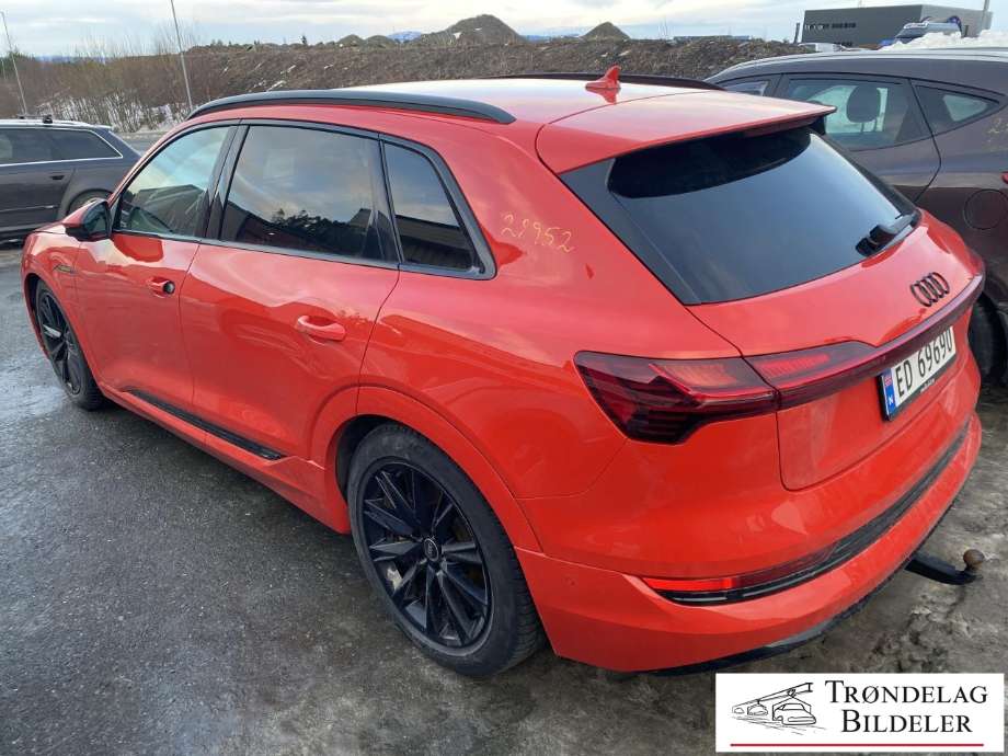 Audi e-tron 2018-->> , Motorkode: EAS|EAW, Girkassekode: 