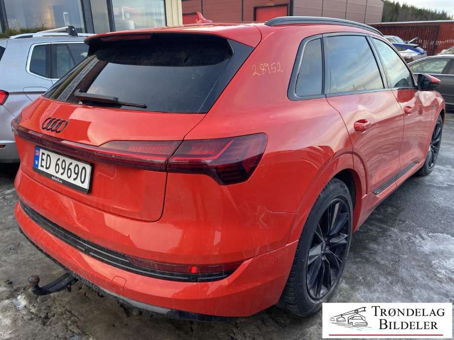 Audi e-tron 2018-->> , Motorkode: EAS|EAW, Girkassekode: 