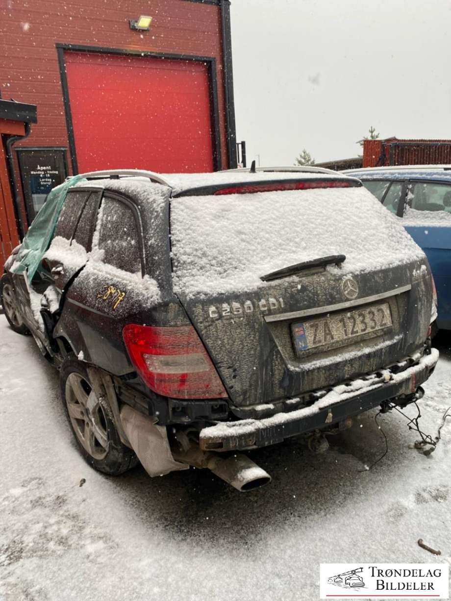 Mercedes C-Klasse 2011-2014 (Fase 2) (W204) (W204), Motorkode: 651912, Girkassekode: D722965