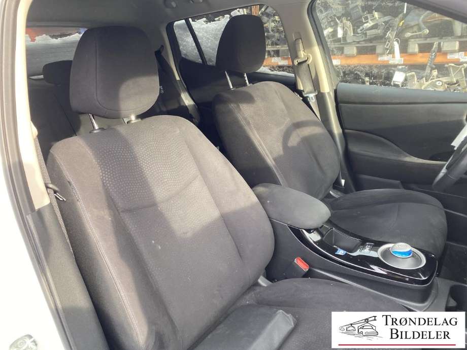 Nissan Leaf 2011-2017 (Type I) , Motorkode: EM57, Girkassekode: 