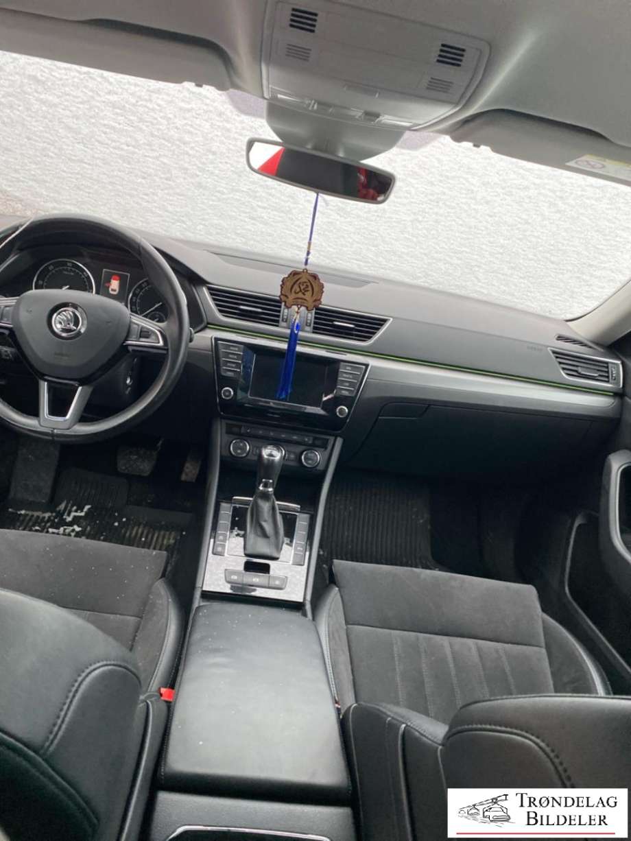 Škoda Superb 2015-->> (Type III) , Motorkode: DCX, Girkassekode: 