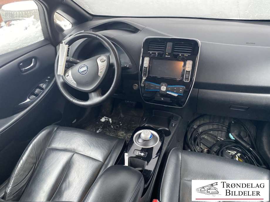 Nissan Leaf 2011-2017 (Type I) , Motorkode: EM57, Girkassekode: 
