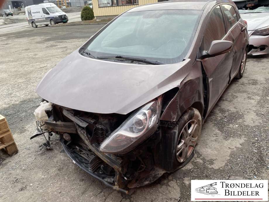 Hyundai i30 2012-2017 (Type II) , Motorkode: G4FA-5I, Girkassekode: 