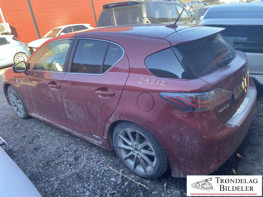 Lexus CT 2010-2020 delebil , Motorkode: 2ZR-FXE, Girkassekode: