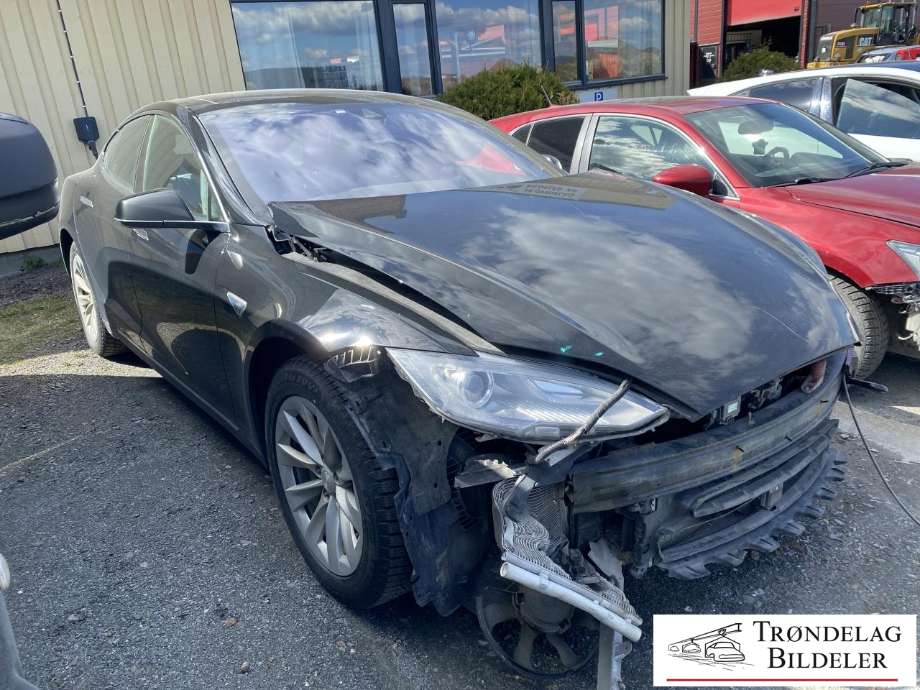 Tesla Model S, 2013-2016 (Fase 1)  delebil , Motorkode: L1S