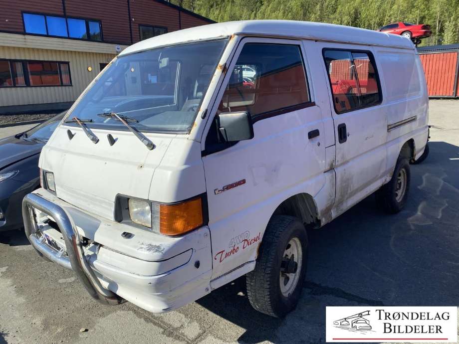 Mitsubishi L300 1987-2008 delebil , Motorkode: , Girkassekode: 