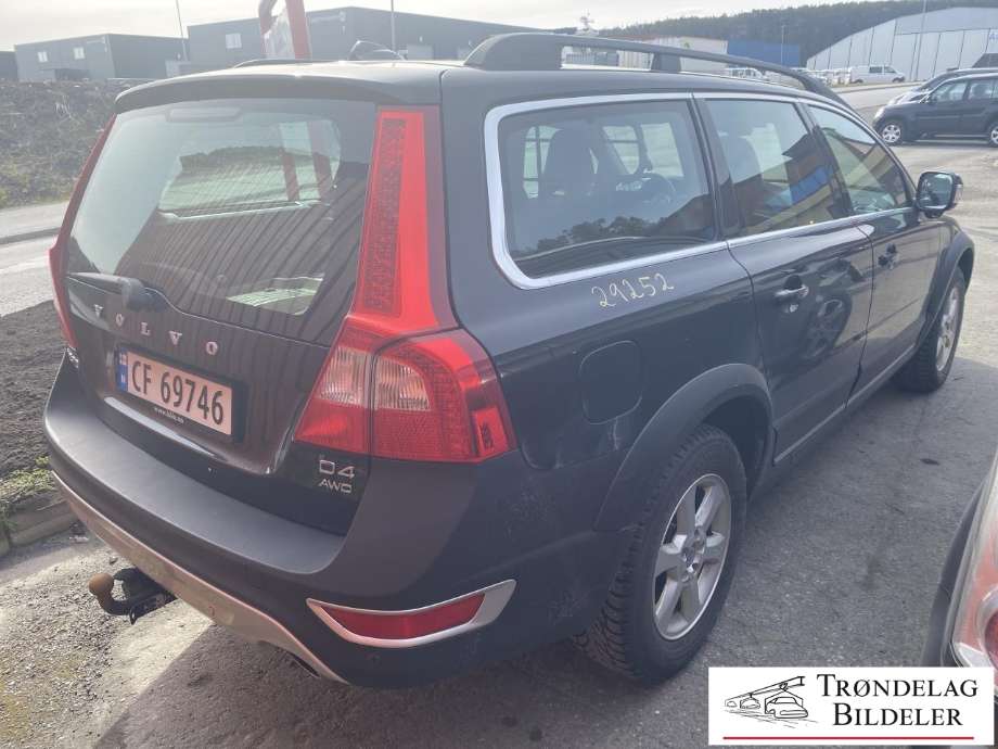 Volvo XC70 2008-2013 (Type II, Fase 1) , Motorkode: D5244T17, Girkassekode: 6-MAN 4WD / M66 AWD