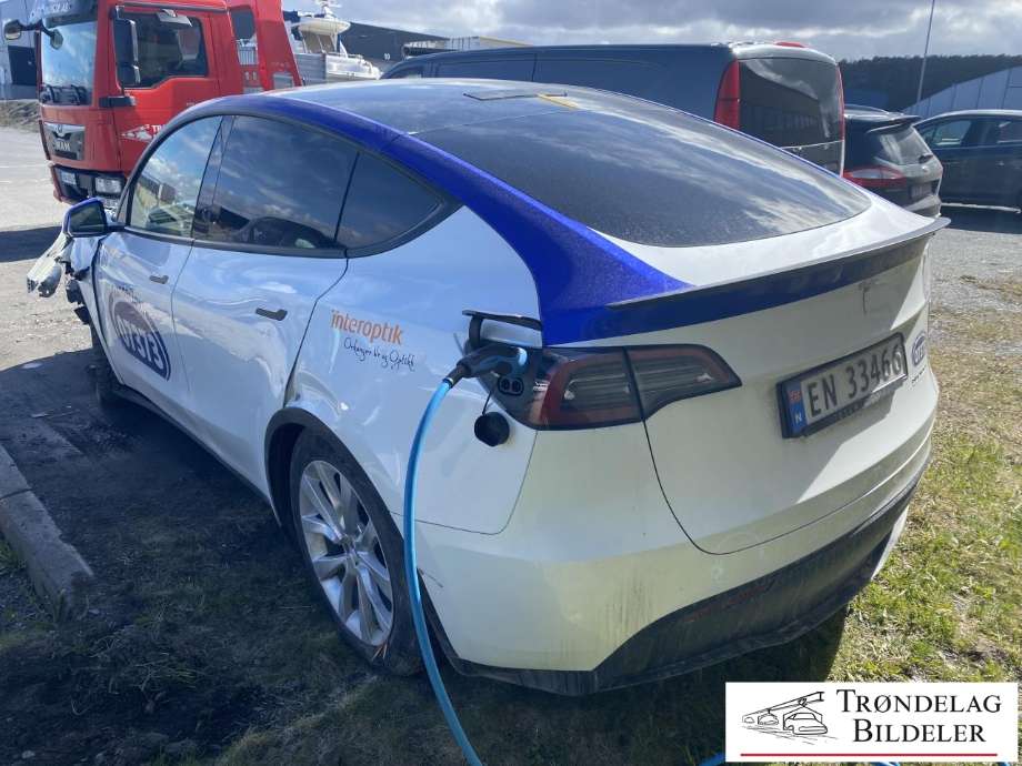 Tesla Model Y 2024-->> (Type II) delebil , Motorkode: 3D3|4D1, Girkassekode: 